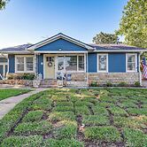 1 Mi to Dtwn: Family-friendly Brenham Bungalow!