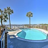 Beachfront Cedar Key Condo w/ Pool, Spa & Views!