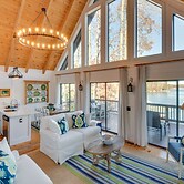 Beautiful Lake Keowee Home w/ Boat Dock & Fire Pit