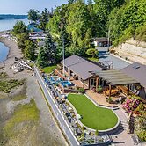 Waterfront Similk Bay Compound w/ Luxury Amenities