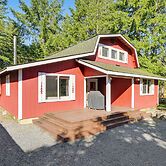 Cozy Ashford Home - 5 Mi to Rainier Nat'l Park!