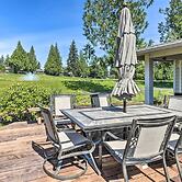 Spacious Family Home on Golf Course: Hike & Bike!