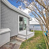 Waterfront Portsmouth Cottage: 8 Mi. From Newport!