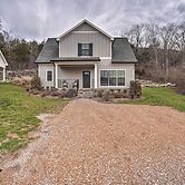 Wooded Escape w/ Beautiful Backyard + Mtn Views!