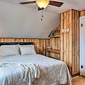 Farmhouse in Country Setting Near Gravity Hill
