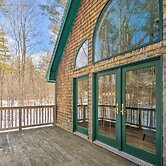 Cozy White Mtn Hideaway ~ 4 Mi to Hiking & Skiing!