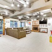 Classic Woodinville Wine Country Escape!