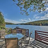 Inviting Lakefront Home: Seasonal Boat Dock!