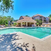 2 Mi to Beach: Hilton Head Condo w/ Pool!