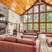 Cabin on 23 Acres w/ Creek Access in Broken Bow