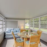 Cozy Cottage in Historic Village: Near Cedar Point