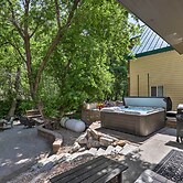 Provo Canyon Cabin 'treehouse' w/ Mountain Views