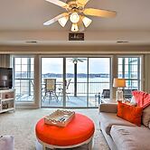 Lake Ozark Waterfront Condo w/ Access to 2 Pools