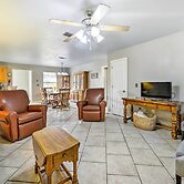 9 Mi to Belton Lake: Home w/ Large Yard Space!