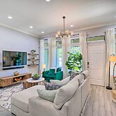 Modern Houston Townhome - 3 Mi to Downtown!