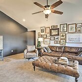 Cozy Designer Home w/ Gorgeous Mountain Views!