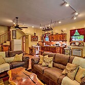 Ouachita River Cabin: Royal Haven w/ Dock!