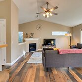 Accommodating Anchorage Abode < 1 Mi to Jewel Lake