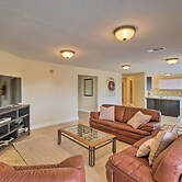 Apt w/ Balconies - Steps to Kemah Boardwalk!