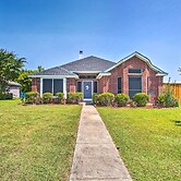 Family-friendly Rowlett Home ~ 23 Mi to Dallas
