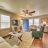 Cozy Cottage < 2 Mi to Cape Hatteras Natl Shore!