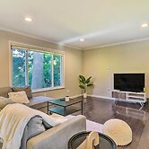 Pet-friendly Michigan Home: 5 Mi to State Park!