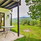 Scenic Bartlett Home w/ Deck - 1 Mi to Storyland!