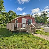 Pet-friendly Cassolopis Escape, Near Lake!