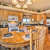 Cozy Ski Cabin w/ Deck Near Taos Ski Valley!