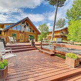 Soldotna Fishing Lodges w/ Dock on Kenai River!