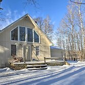 Lakes of the North Home on Snowmobile & ATV Trail!