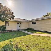Charming Port Charlotte Home w/ Lanai & Pool!