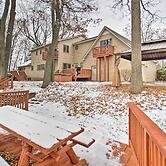 Lake Access, Hot Tub & 2 Decks: Ortonville Retreat