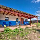 Cottage w/ Patio & Grill - 25 Min to Taos Valley!