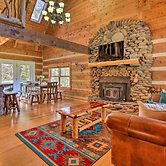 Luxe Dog-friendly Cabin w/ Hot Tub & Game Room