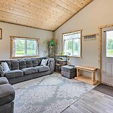 Secluded Kenai Peninsula Cottage in Ninilchik