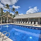 Hawaii Haven: Condo w/ Community Pool, Ocean Views