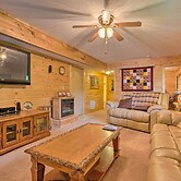 Mountain-view Maggie Valley Home w/ 2 Decks!