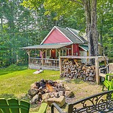 Cottage < 8 Mi to Gore Mountain in Bakers Mill!
