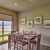 Bayside Home - 6 Miles to Olympic National Forest!