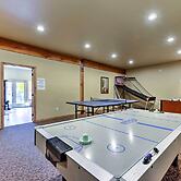 Eden Townhome w/ Mtn View + Shuttle to Powder Mtn!