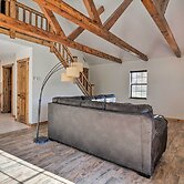 Luxury Cabin w/ Pond, Working Ranch Near Nevada