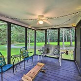 Rustic Hideaway w/ Fire Pit < 1 Mi to River!