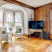 Historic Brookfield Farm Home ~ 14 Mi to Milwaukee