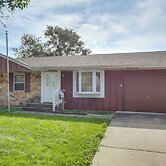 Glendale Heights Home With Office and Backyard!