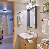 Cabin Retreat on Table Rock Lake w/ Fire Pit!