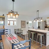 South Haven Farmhouse w/ Fire Pit, 4 Mi to Beach!