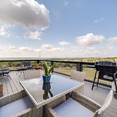 Center Point Countryside Cottage w/ Deck, Grill!