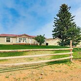 Ranch House in Boulder! Gateway to Nearby Parks!