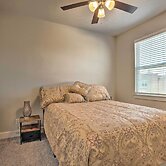 College Station Townhome w/ Furnished Patio!